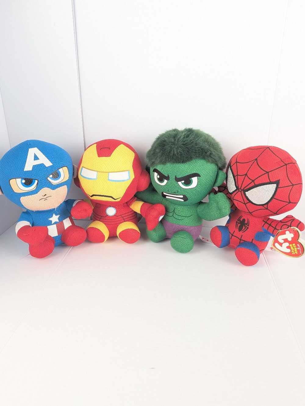 TY Set Of 4 Marvel Beanie Babies Iron Man Spiderman Hulk Captain America READ